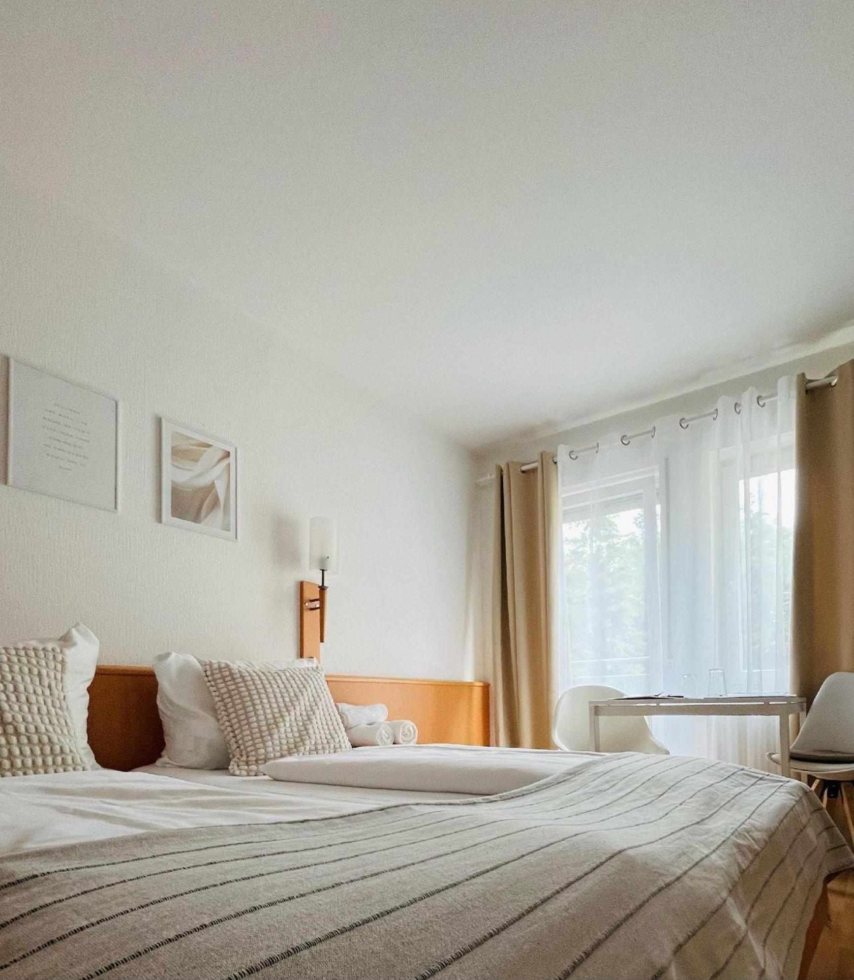Am Landhaus - Gaestezimmer Walsheim Ruang foto