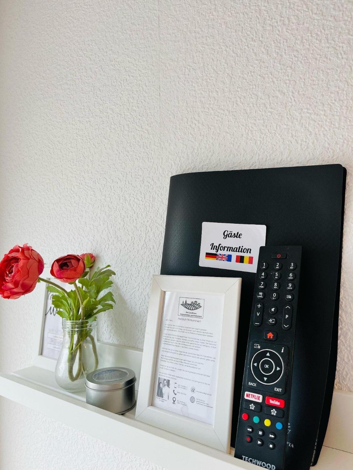 Am Landhaus - Gaestezimmer Walsheim Ruang foto
